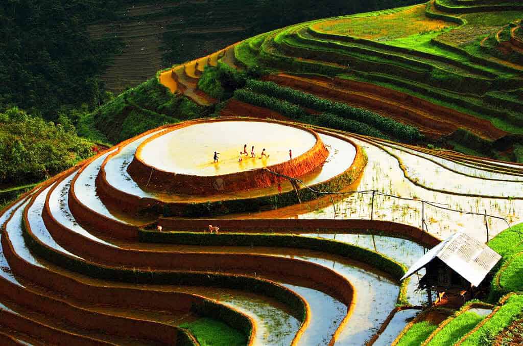 Vietnam’s Highlands and Island Retreats