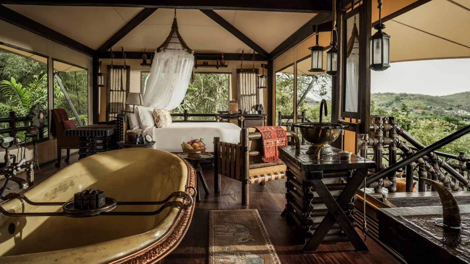 Luxury Suite & Property Views