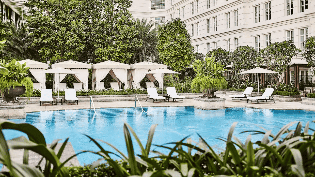 Park-Hyatt-Saigon -Pool-Greenery