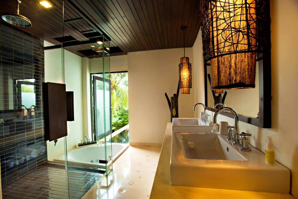 Luxury Suite & Property Views