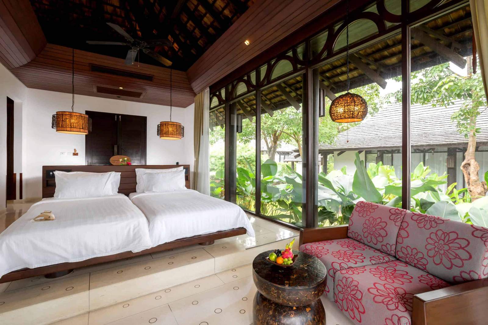 Luxury Suite & Property Views