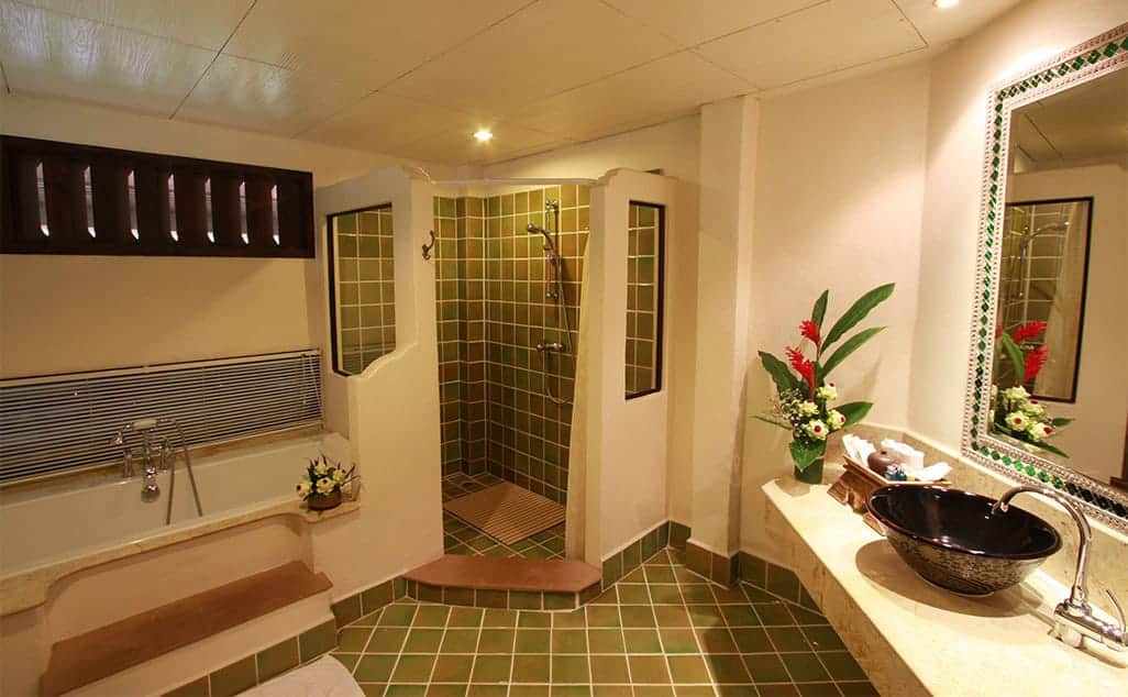 Luxury Suite & Property Views