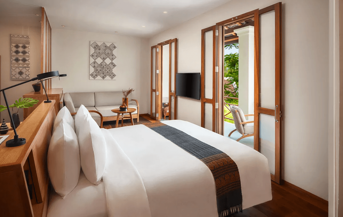 Luxury Suite & Property Views