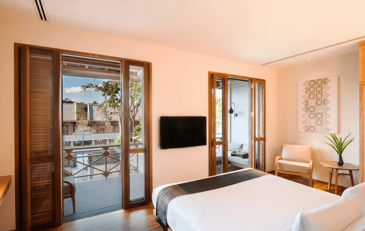 Luxury Suite & Property Views