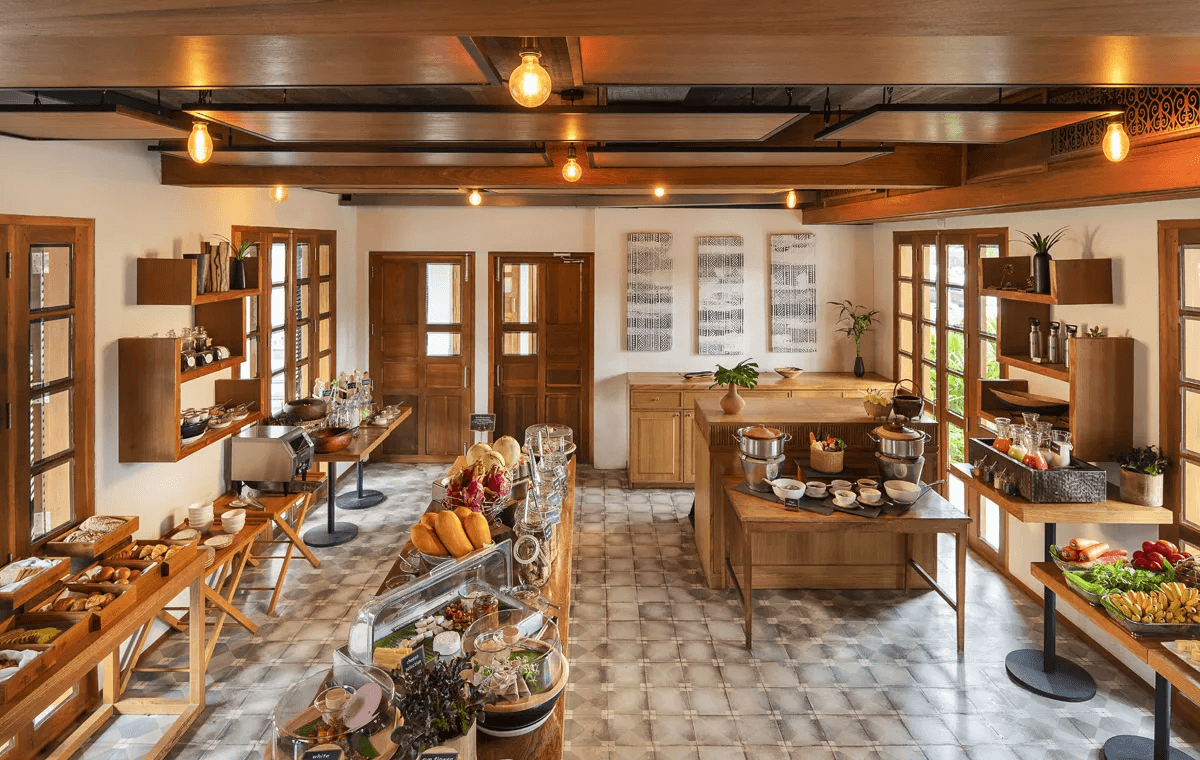 Luxury Suite & Property Views