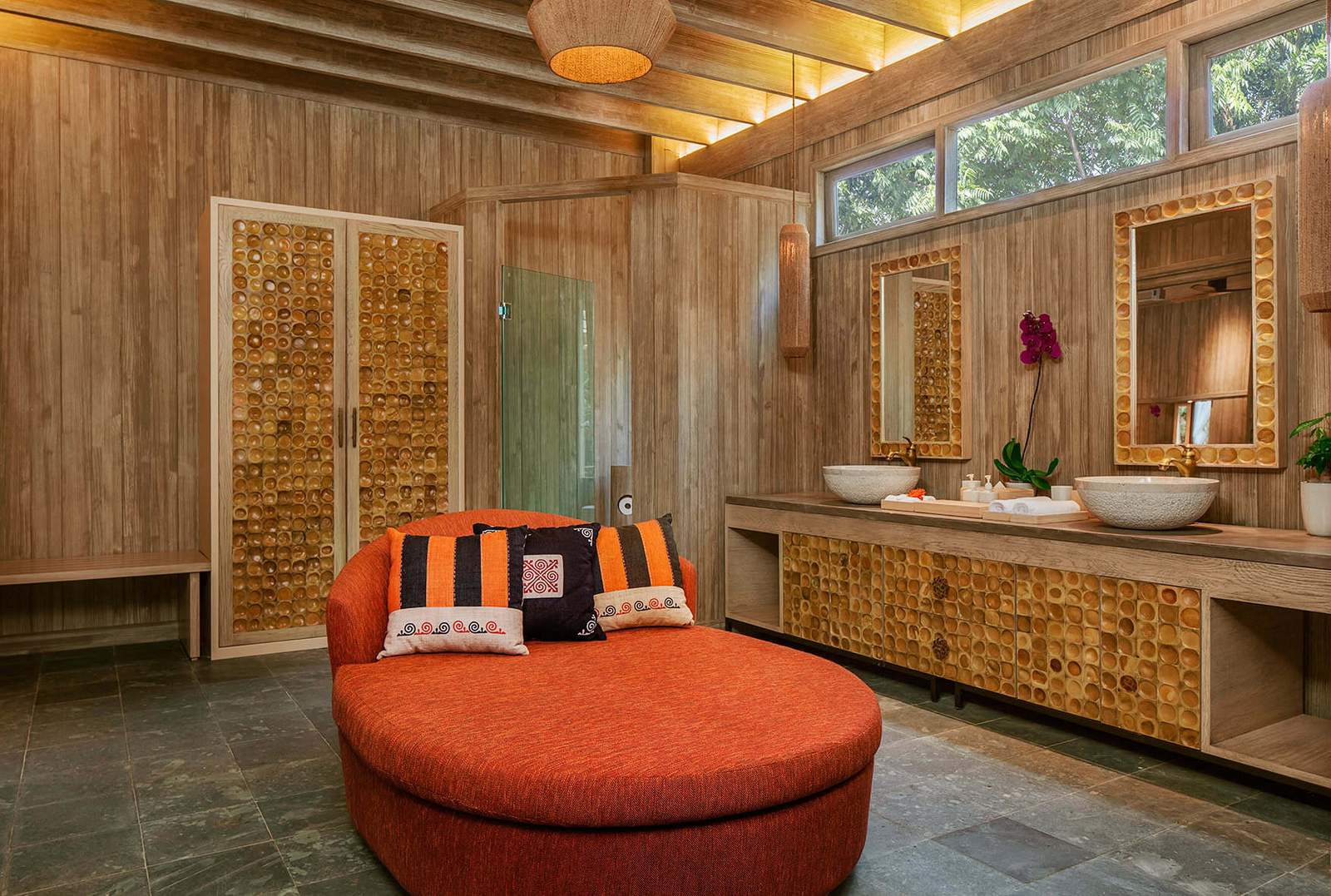 Luxury Suite & Property Views