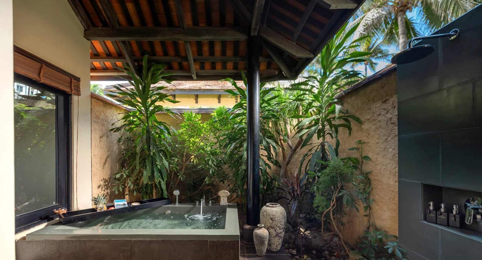 Luxury Suite & Property Views