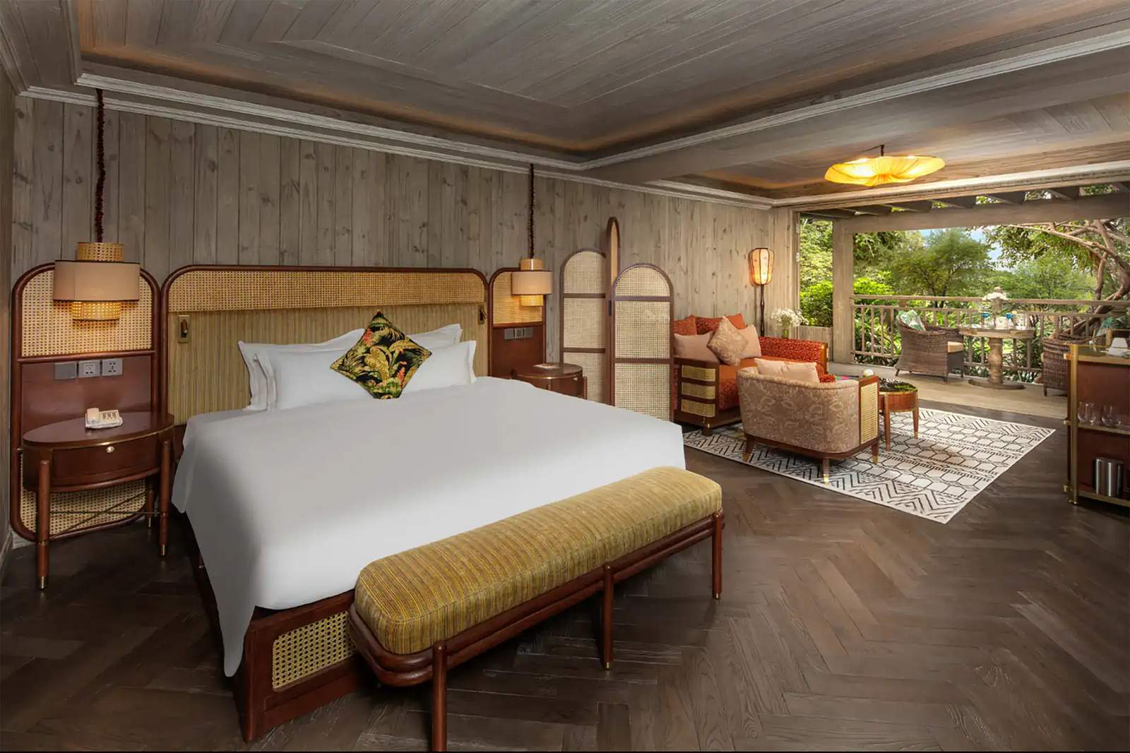 Luxury Suite & Property Views