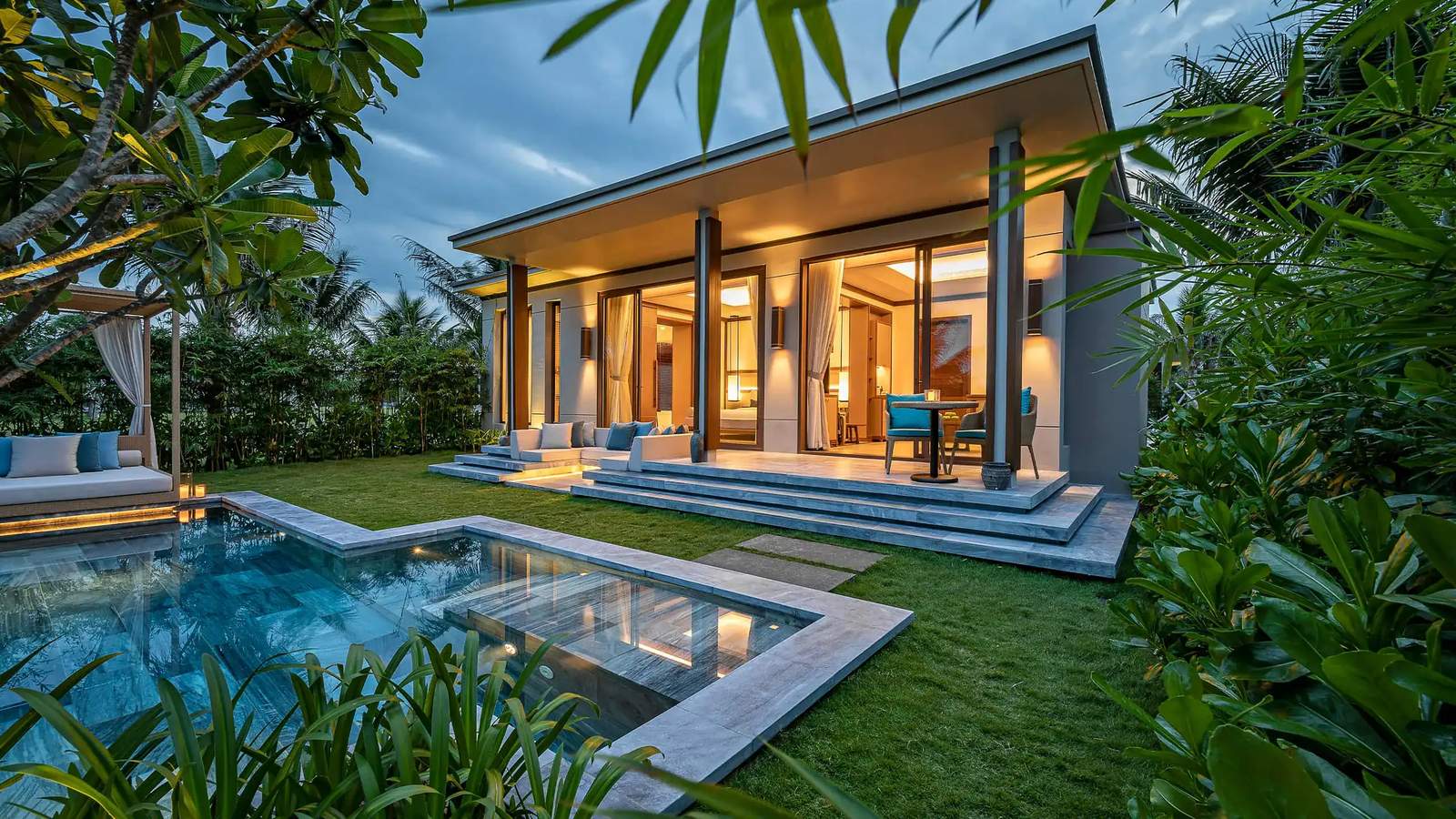 Luxury Suite & Property Views