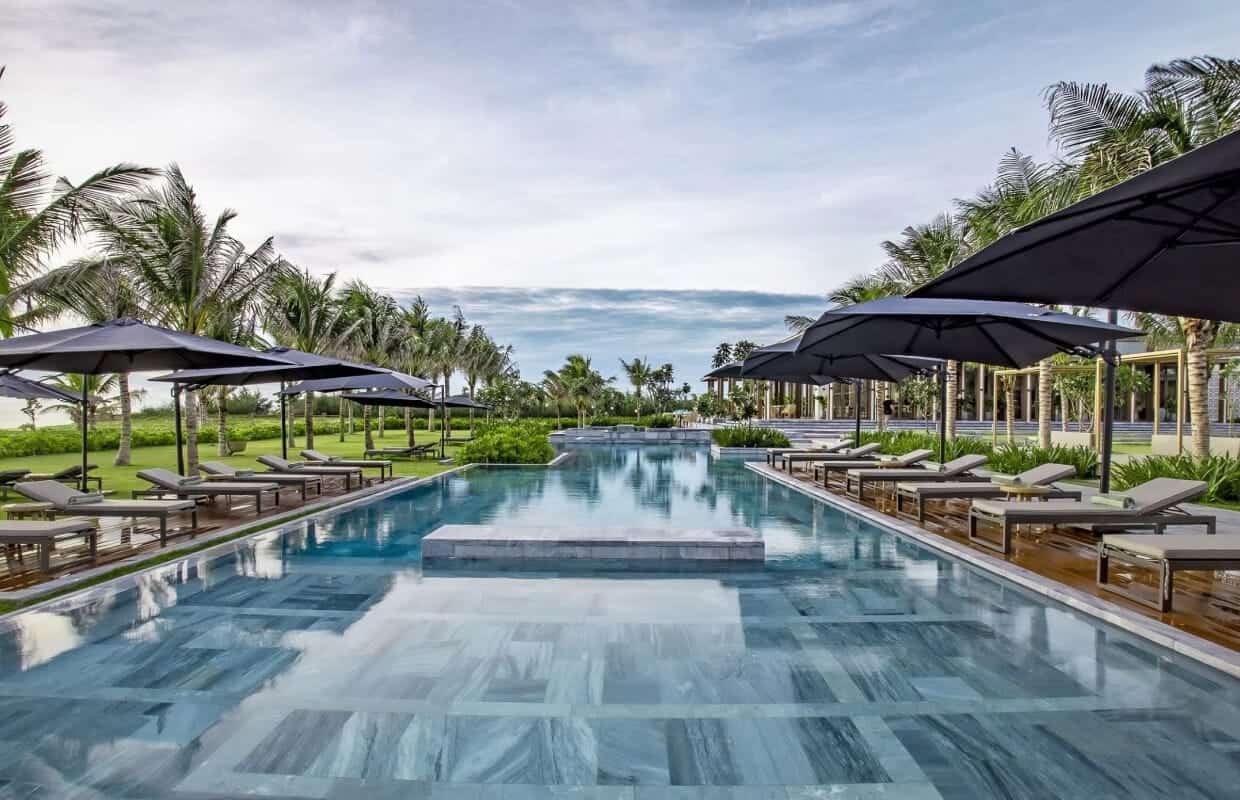 Luxury Suite & Property Views