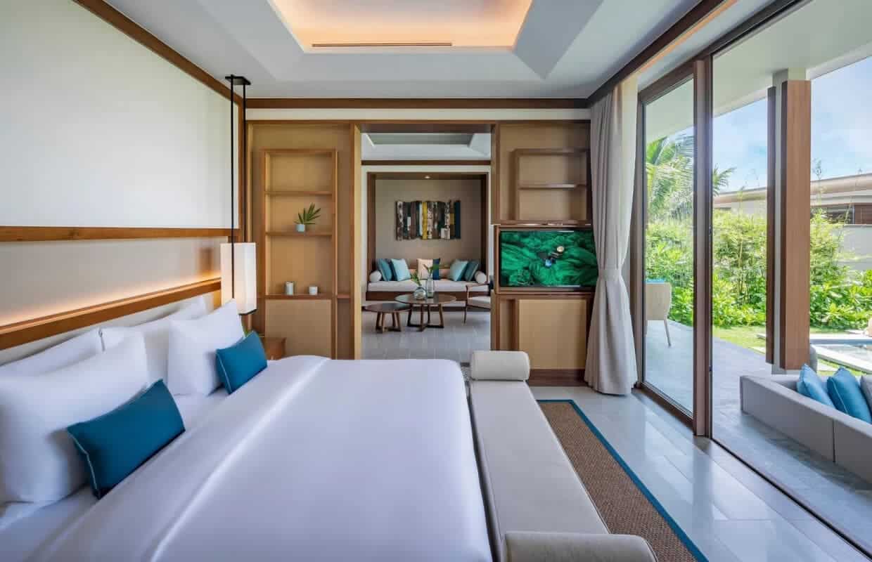 Luxury Suite & Property Views