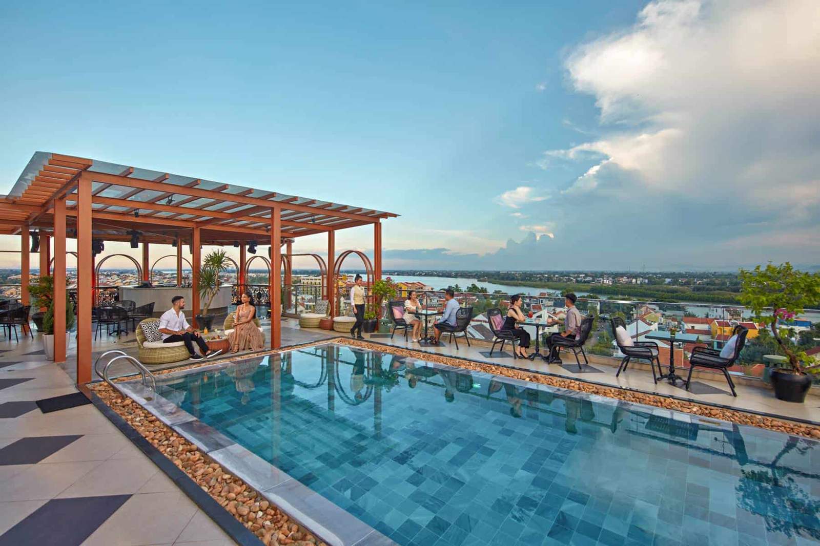 ROOFTOP-BAR
