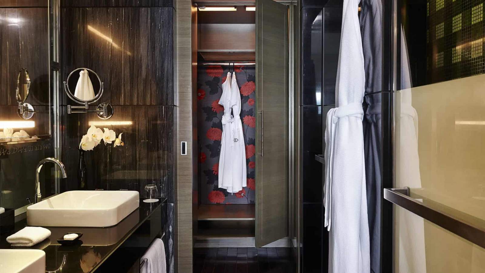 Superior Club Room 2