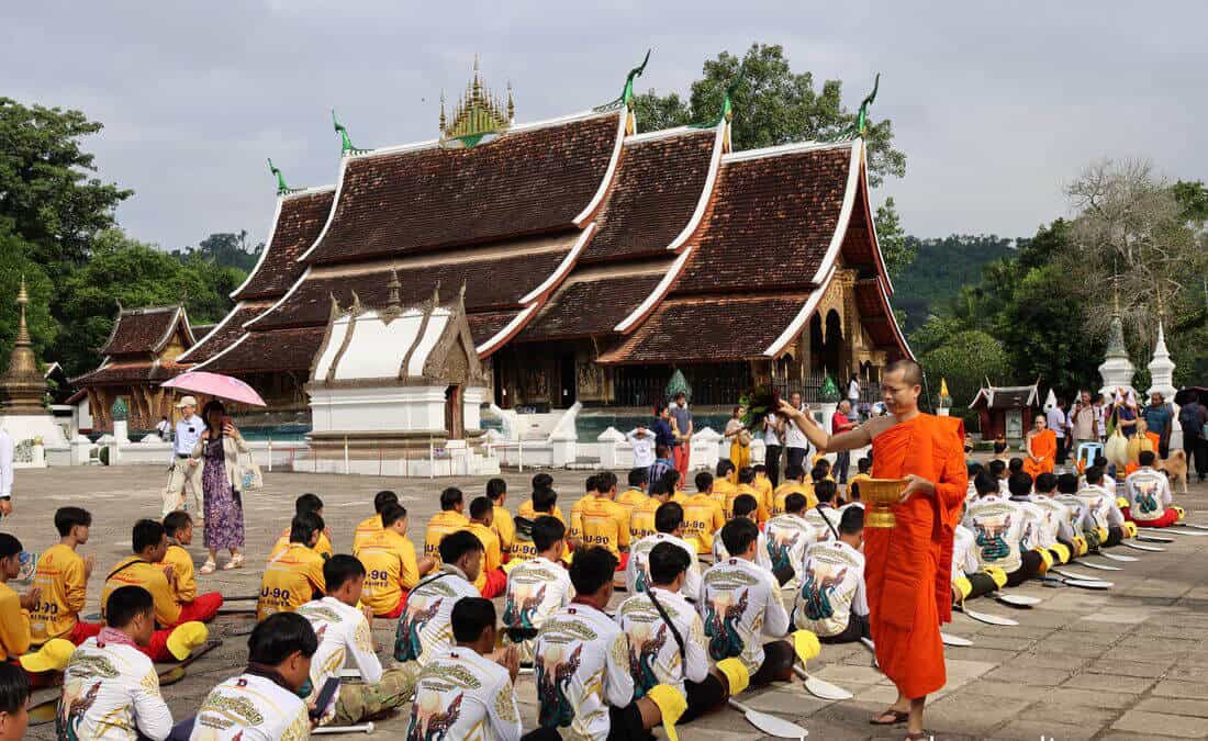 Highlights of Laos - Scene 1