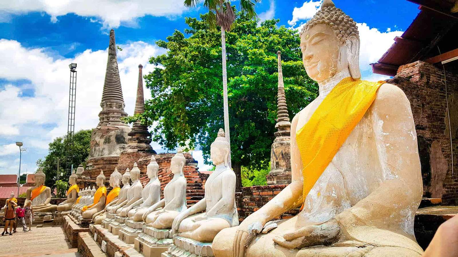 Temples & Beaches: Cambodia & Thailand Highlights - Scene 7