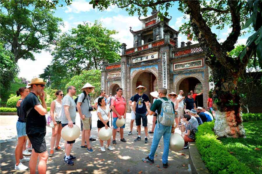 Discover Vietnam: A Complete Journey - Scene 3