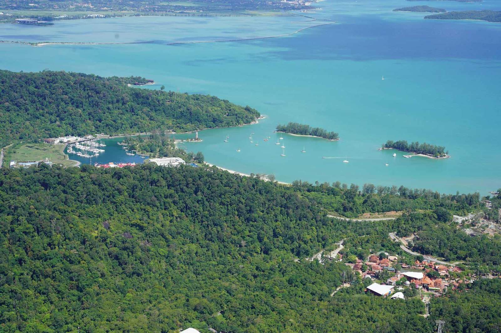 A Taste of Malaysia: Culture, Cuisine & Coast