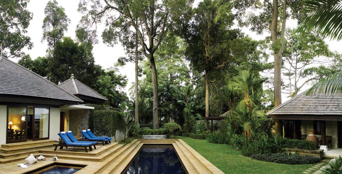 Highlights of Malaysia: City, Culture & Coast
