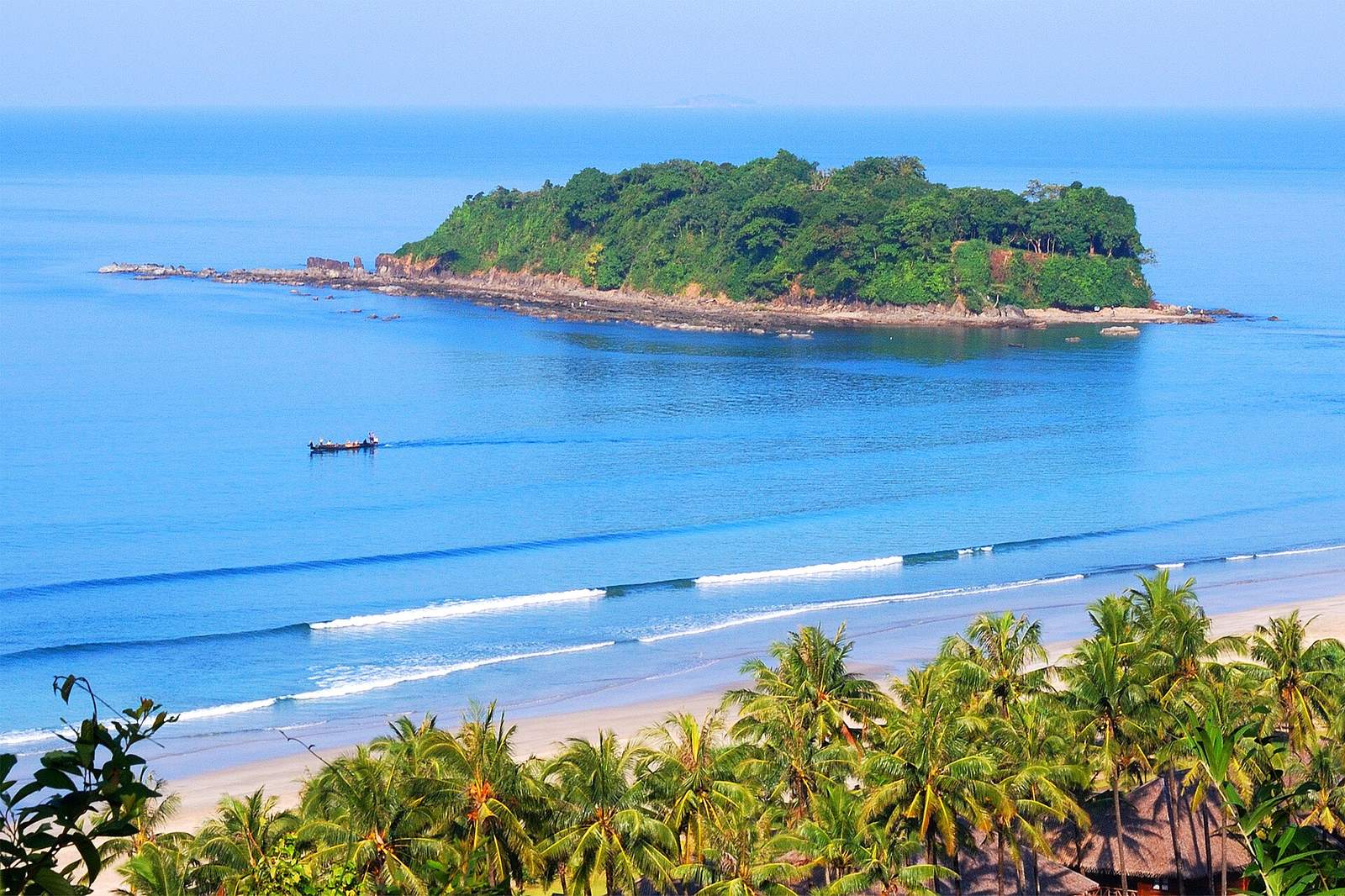 Experience Ngwe Saung