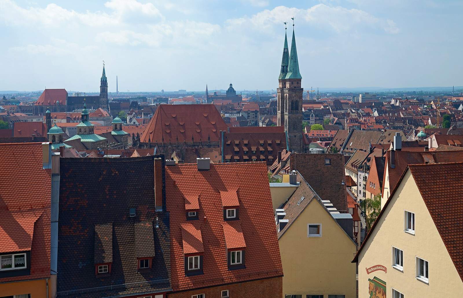 Experience Nuremberg: Old Town, Castle and History Museums
