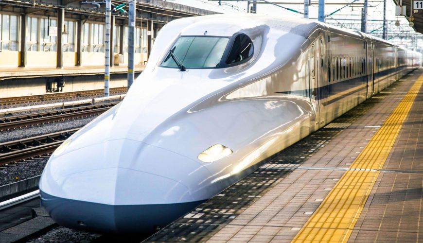 Japan’s Bullet Trains: A Comprehensive Tutorial